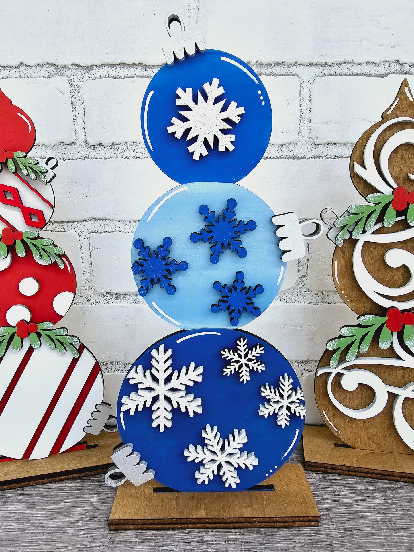 Freestanding Ornament Trio