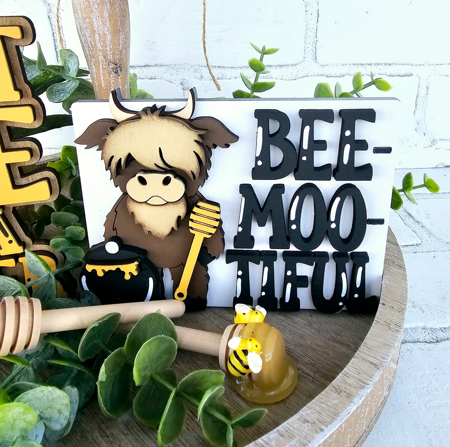 Highland Cow Bee Tiered Tray Set