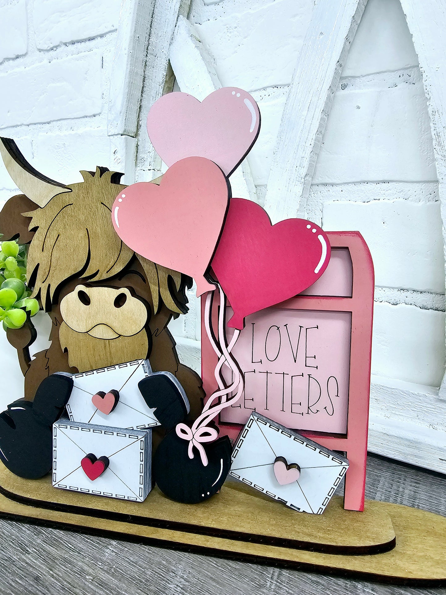 Freestanding Valentines Day Cow