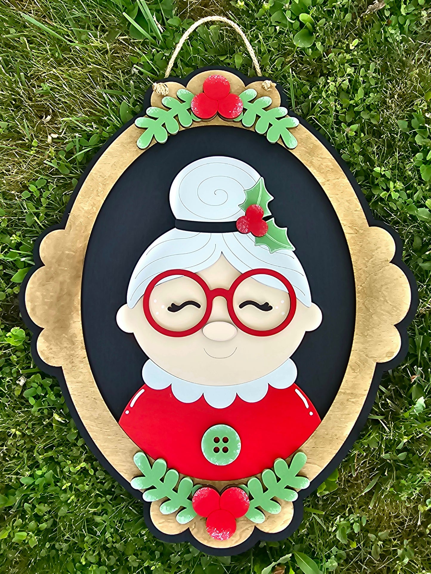 Christmas Portrait Door Hangers (Santa, Reindeer & Mrs. Claus)