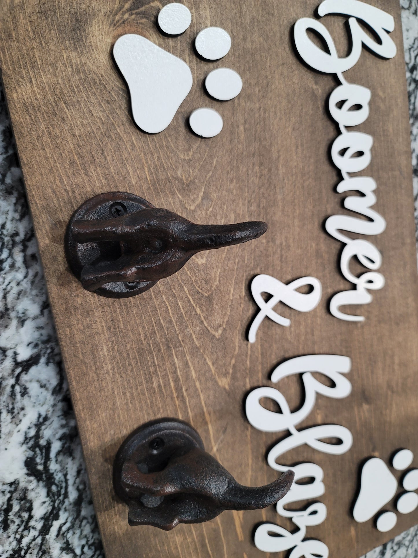 Personalized Pet Sign/ Leash Holder