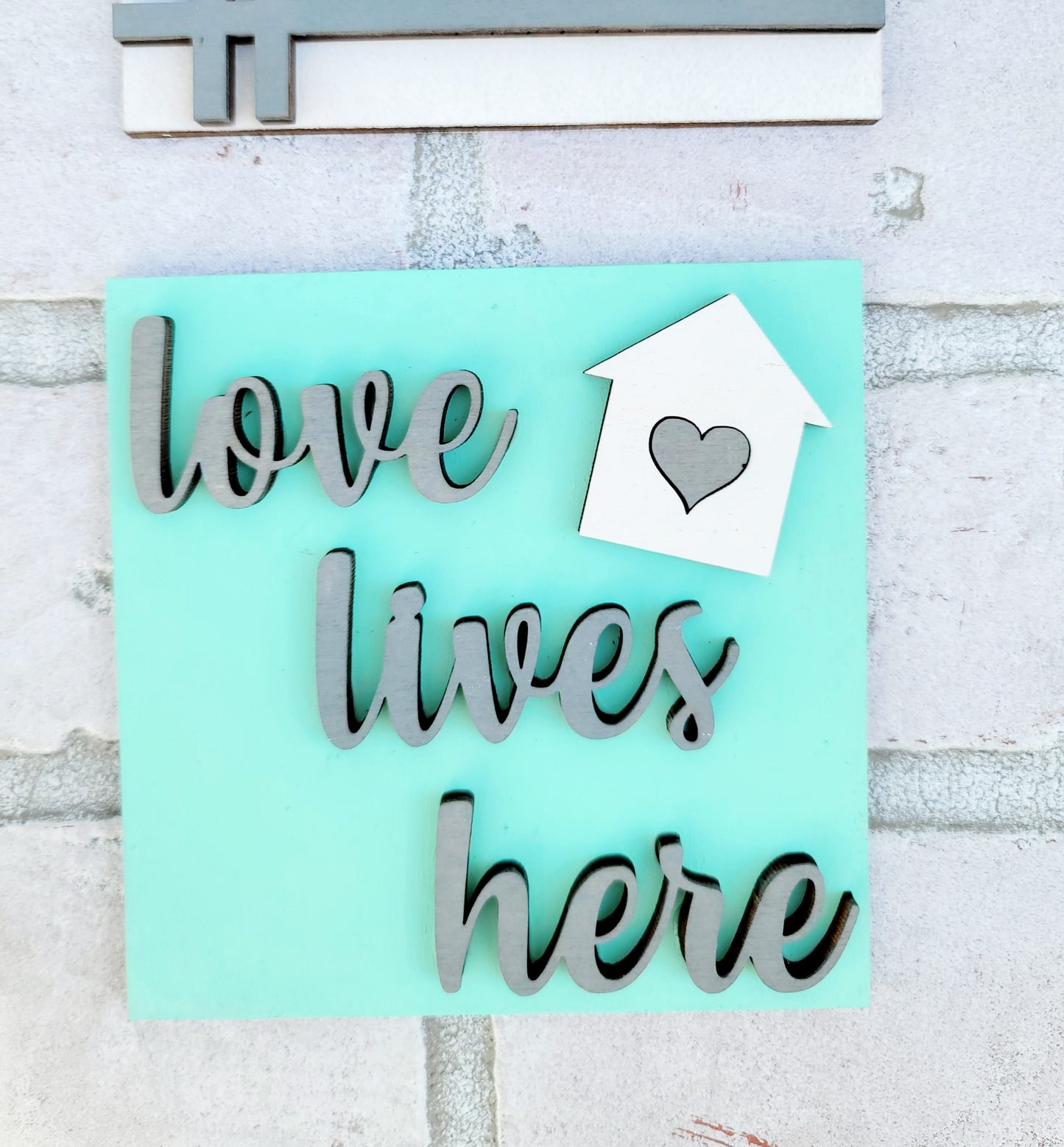 Love Lives Here- Set of 3