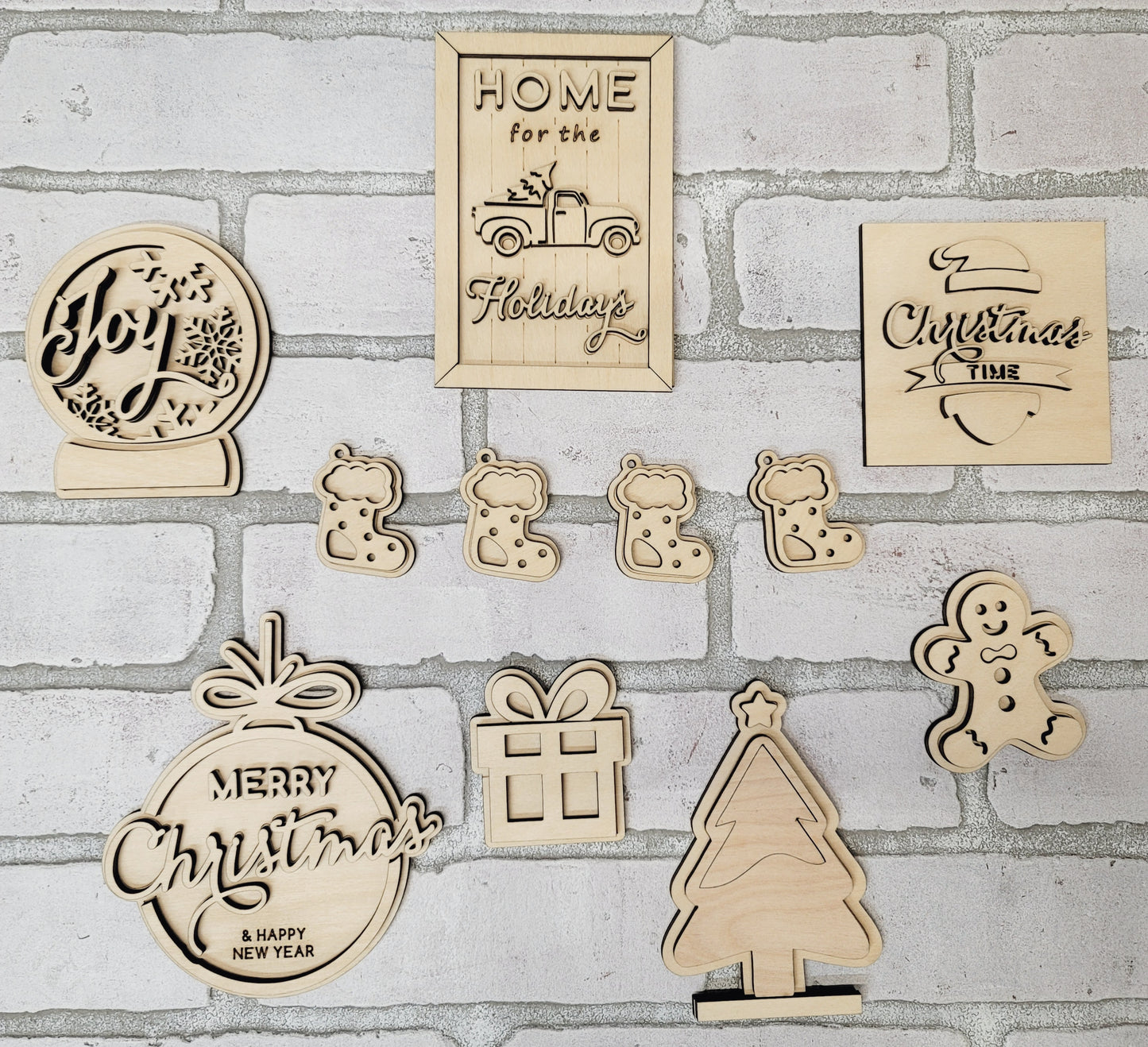 Vintage Christmas Tiered Tray Set