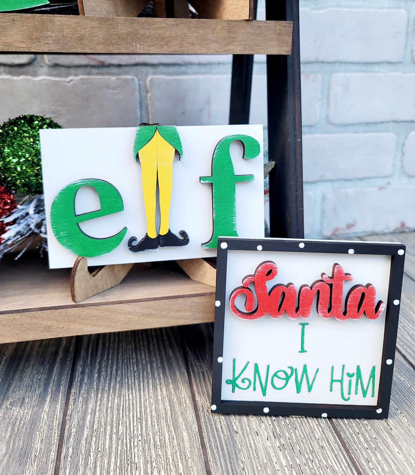 Buddy the Elf Tiered Tray Set