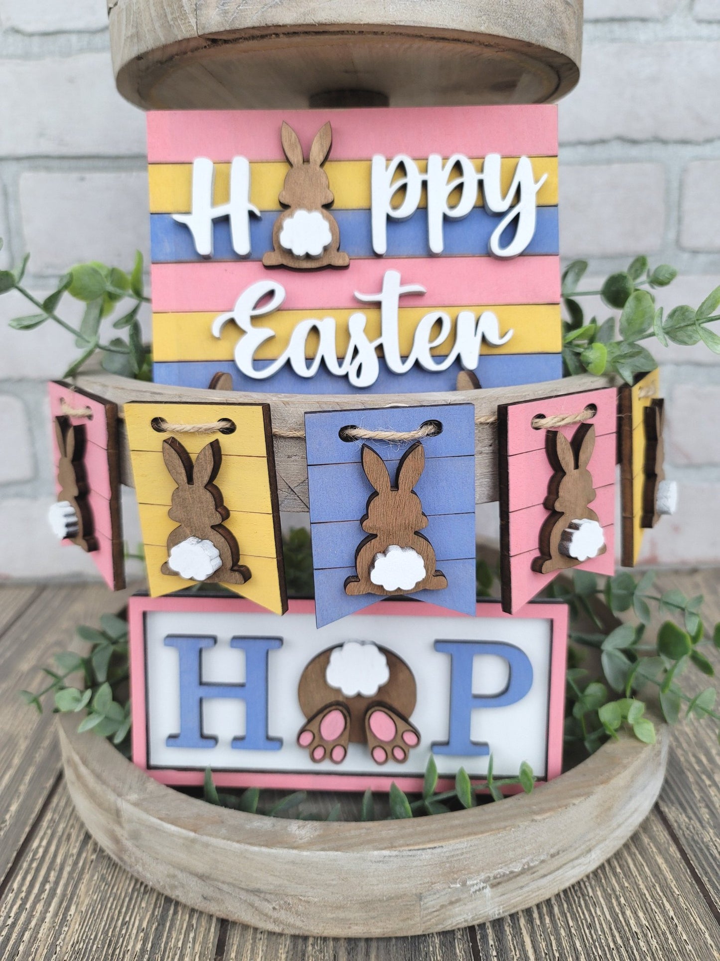 Easter Hop Tiered Tray Set