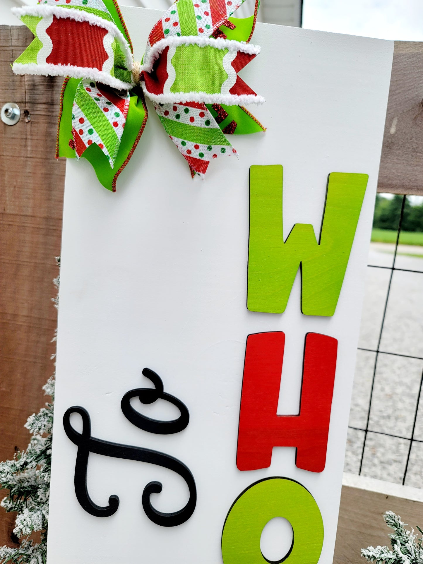 Welcome to Whoville Grinch Porch Leaner