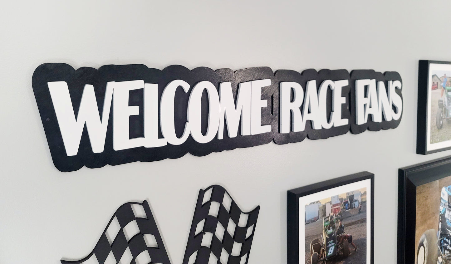 Welcome Race Fans Sign