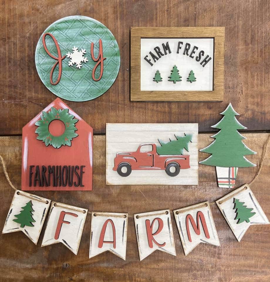 Farm Christmas Tiered Tray Set