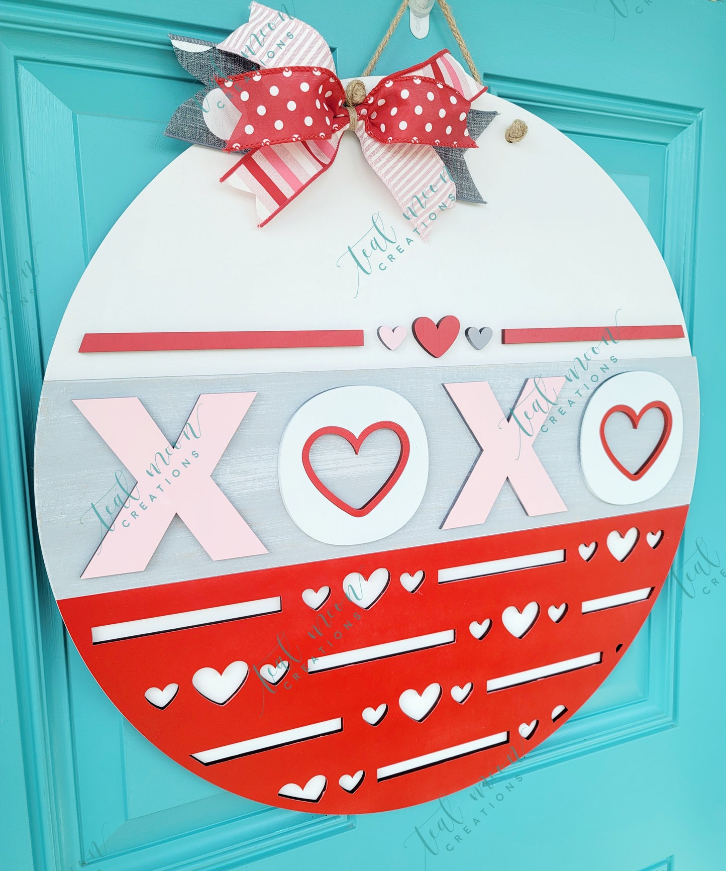 XOXO Valentine Door Hanger