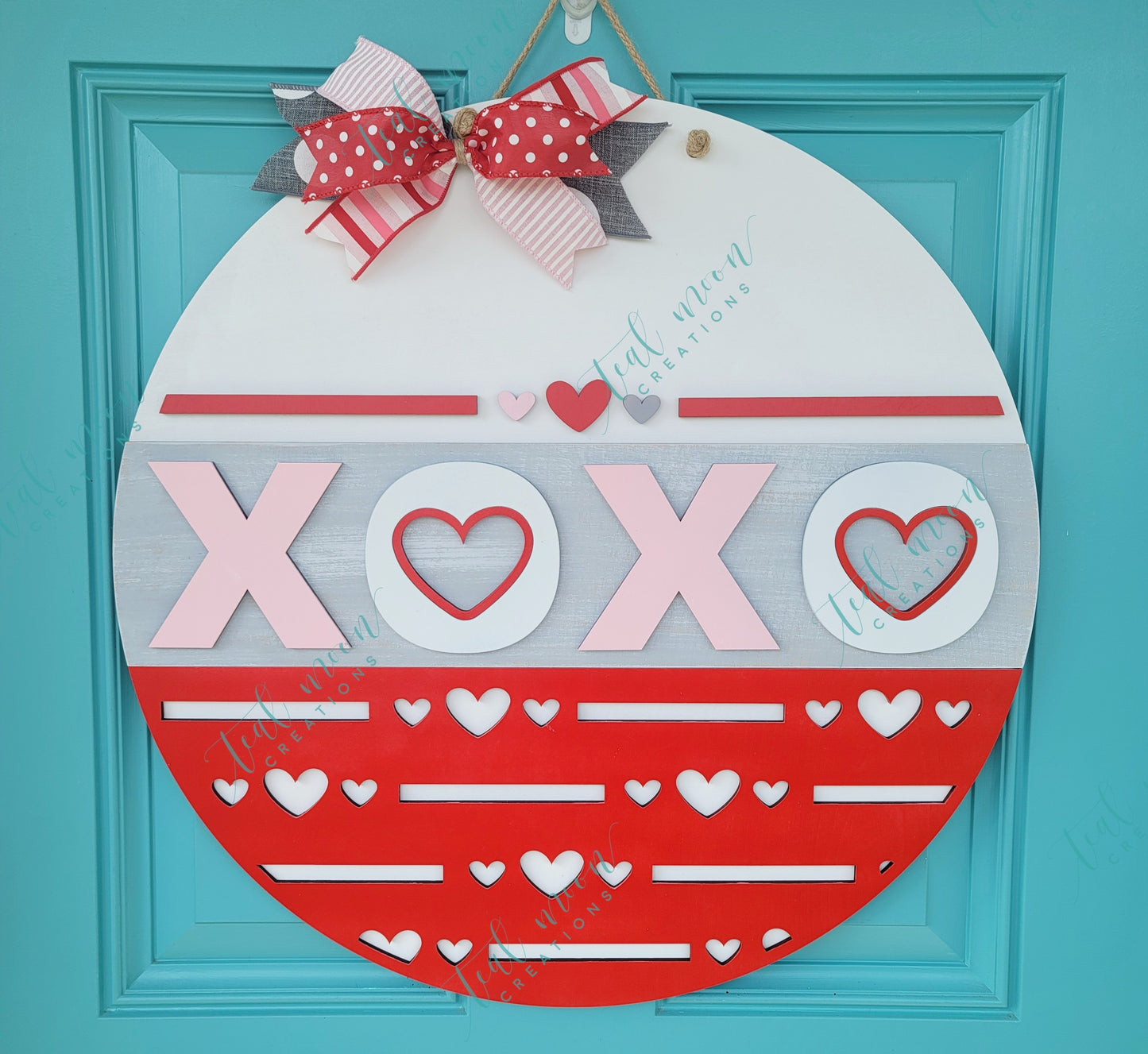 XOXO Valentine Door Hanger