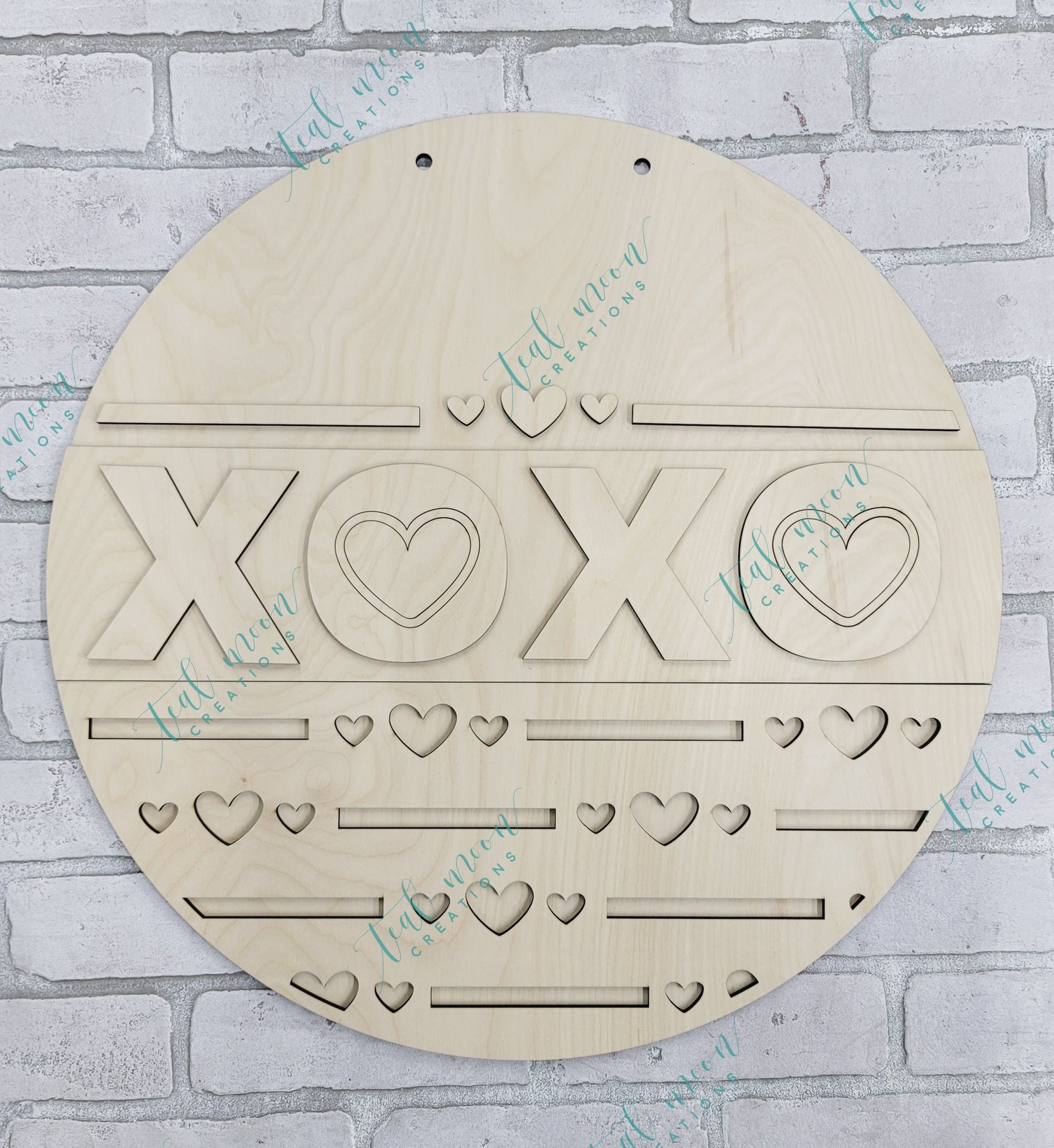 XOXO Valentine Door Hanger