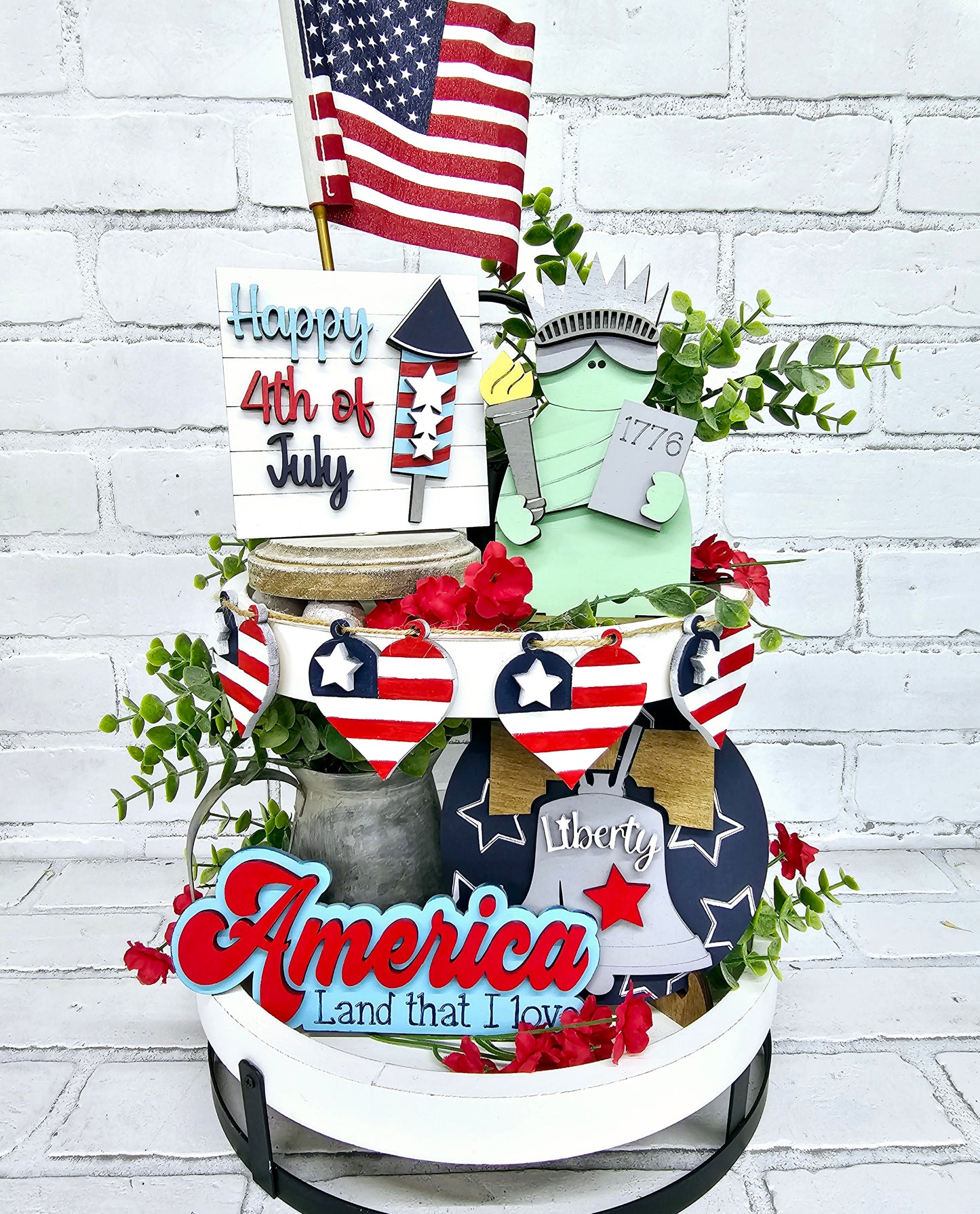 Lady Liberty Tiered Tray Set