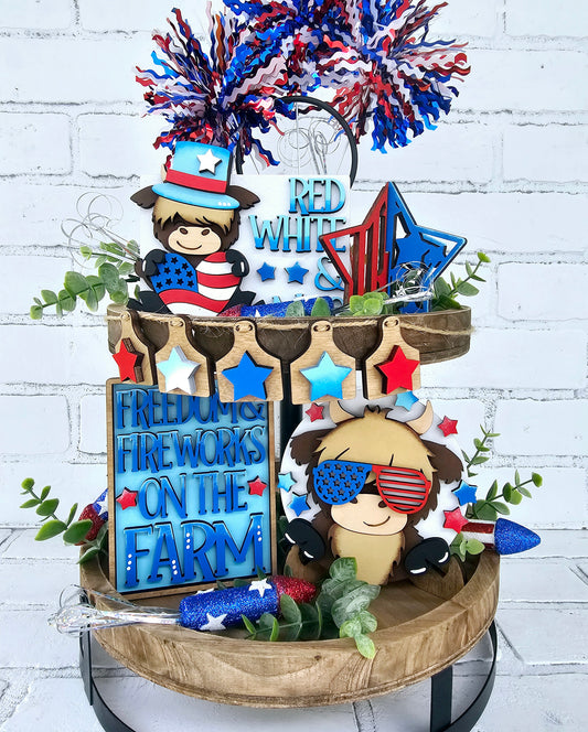 Patriotic Cow Tiered Tray Set