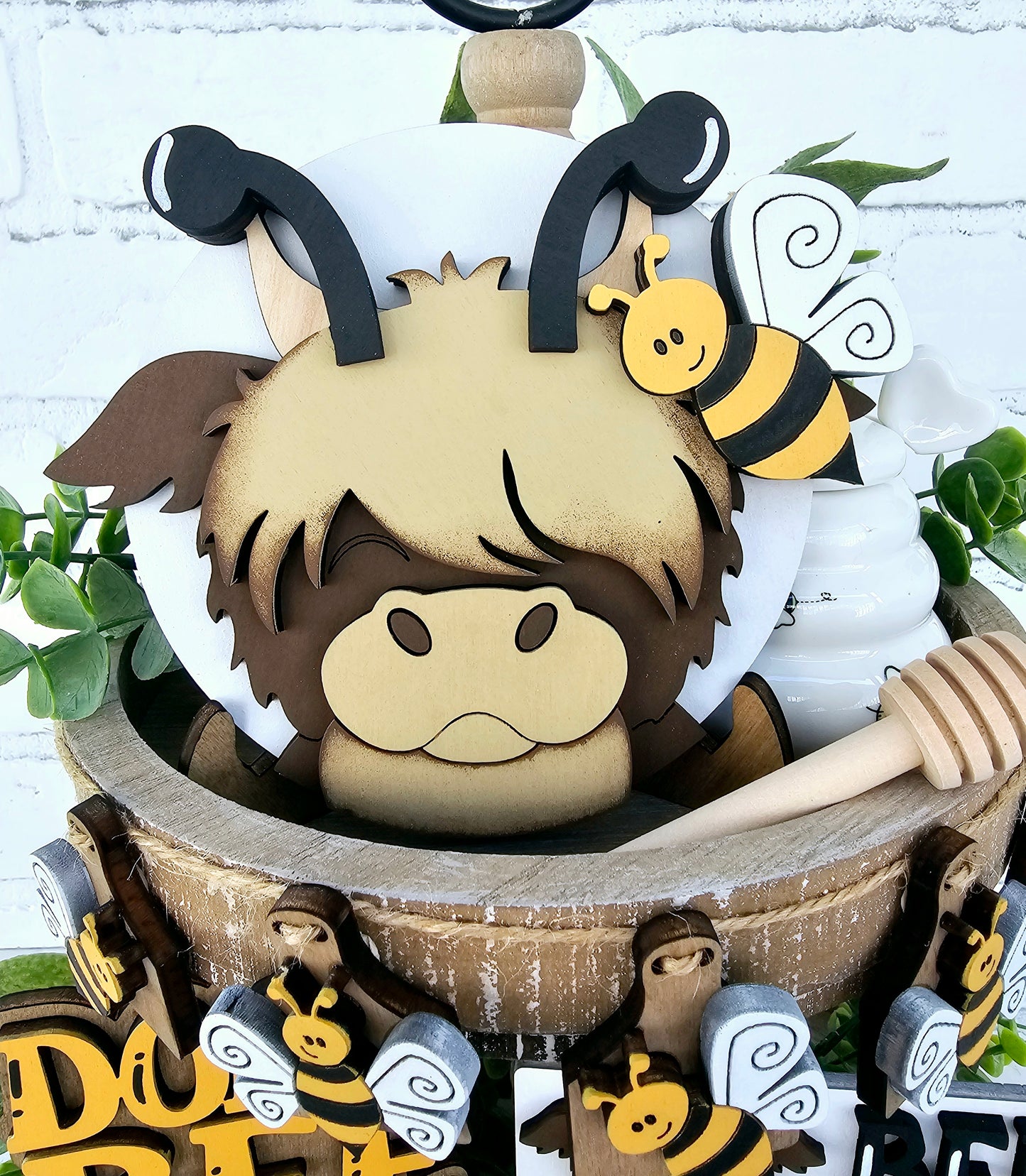 Highland Cow Bee Tiered Tray Set