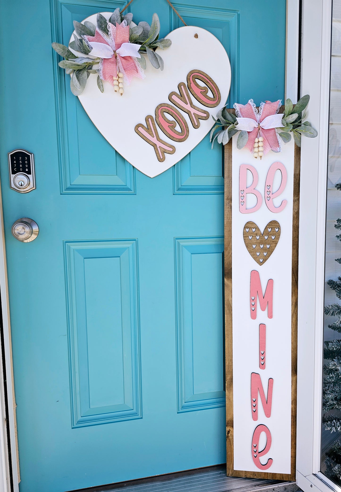 XoXo Heart Shaped Door Hanger