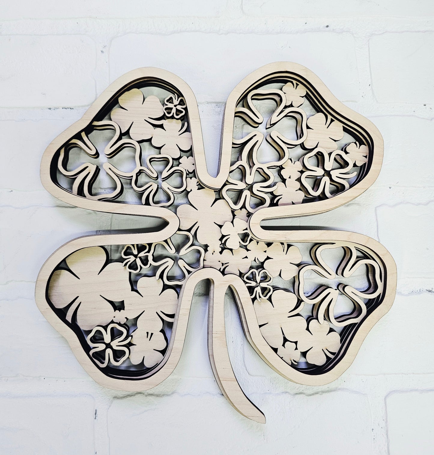 Freestanding 4 Leaf Clover