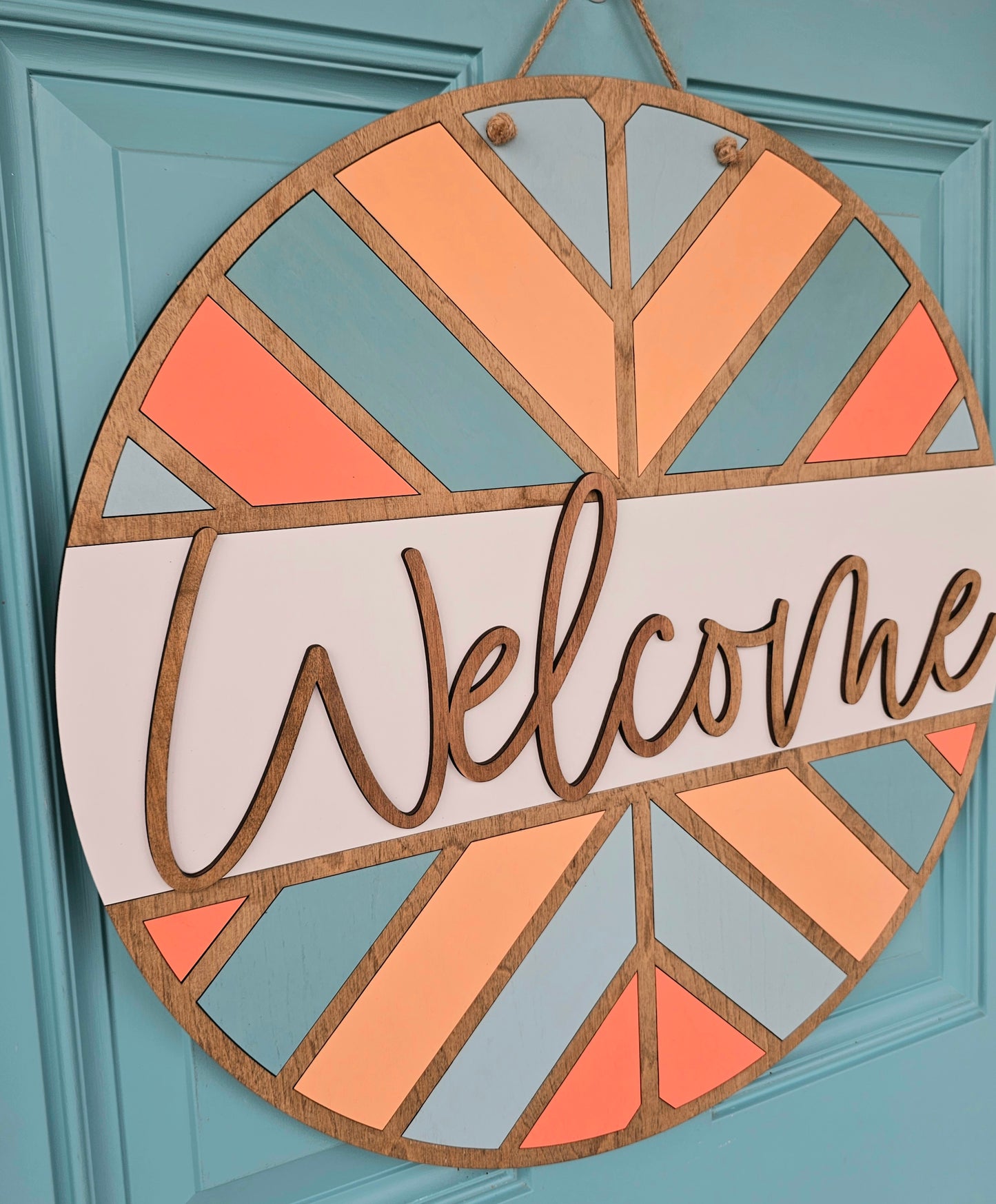 Welcome Arrow Pattern Door Hanger
