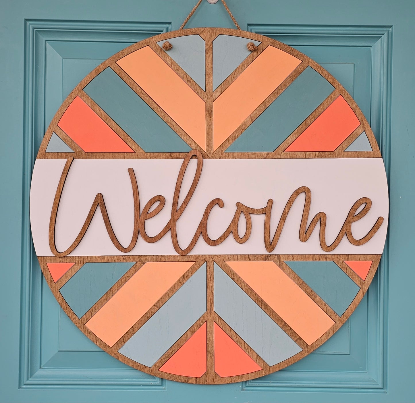 Welcome Arrow Pattern Door Hanger