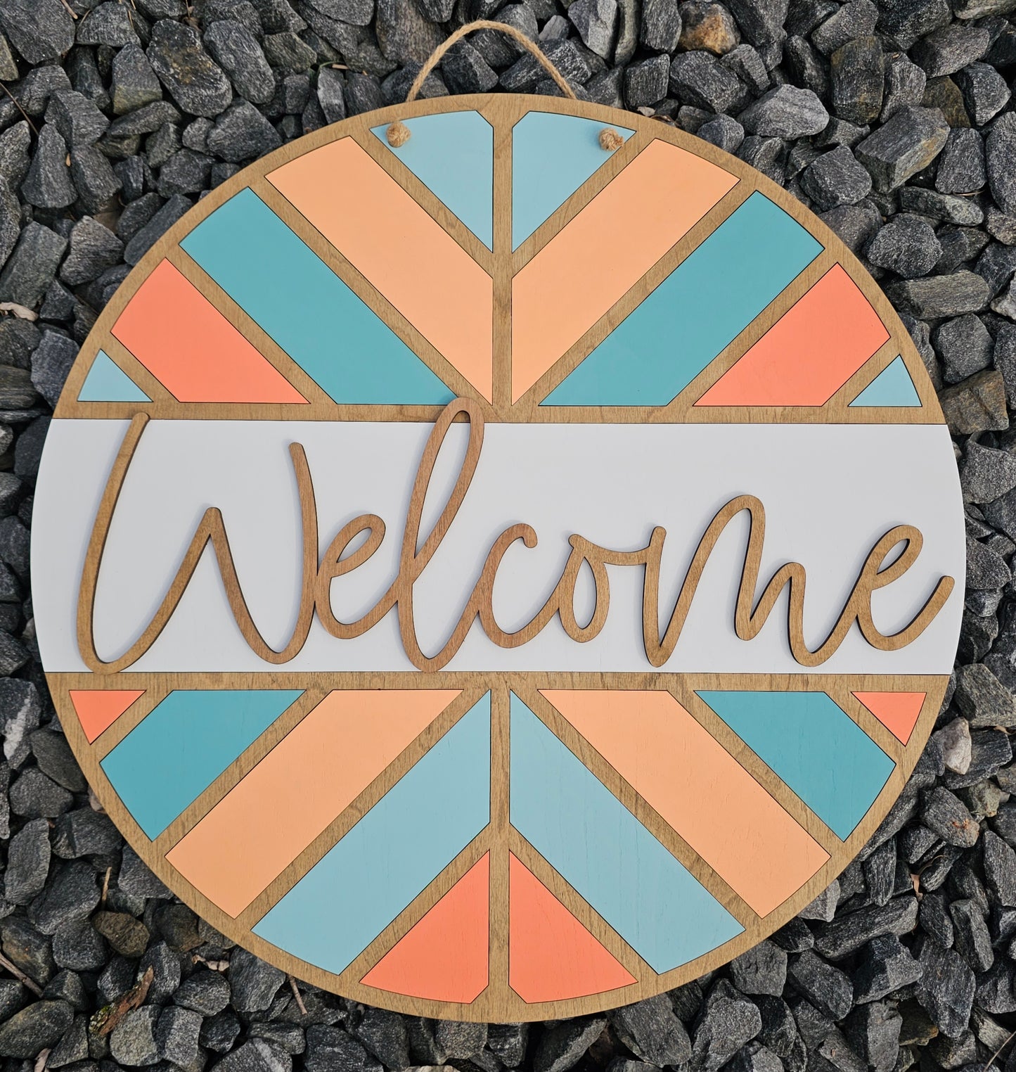 Welcome Arrow Pattern Door Hanger