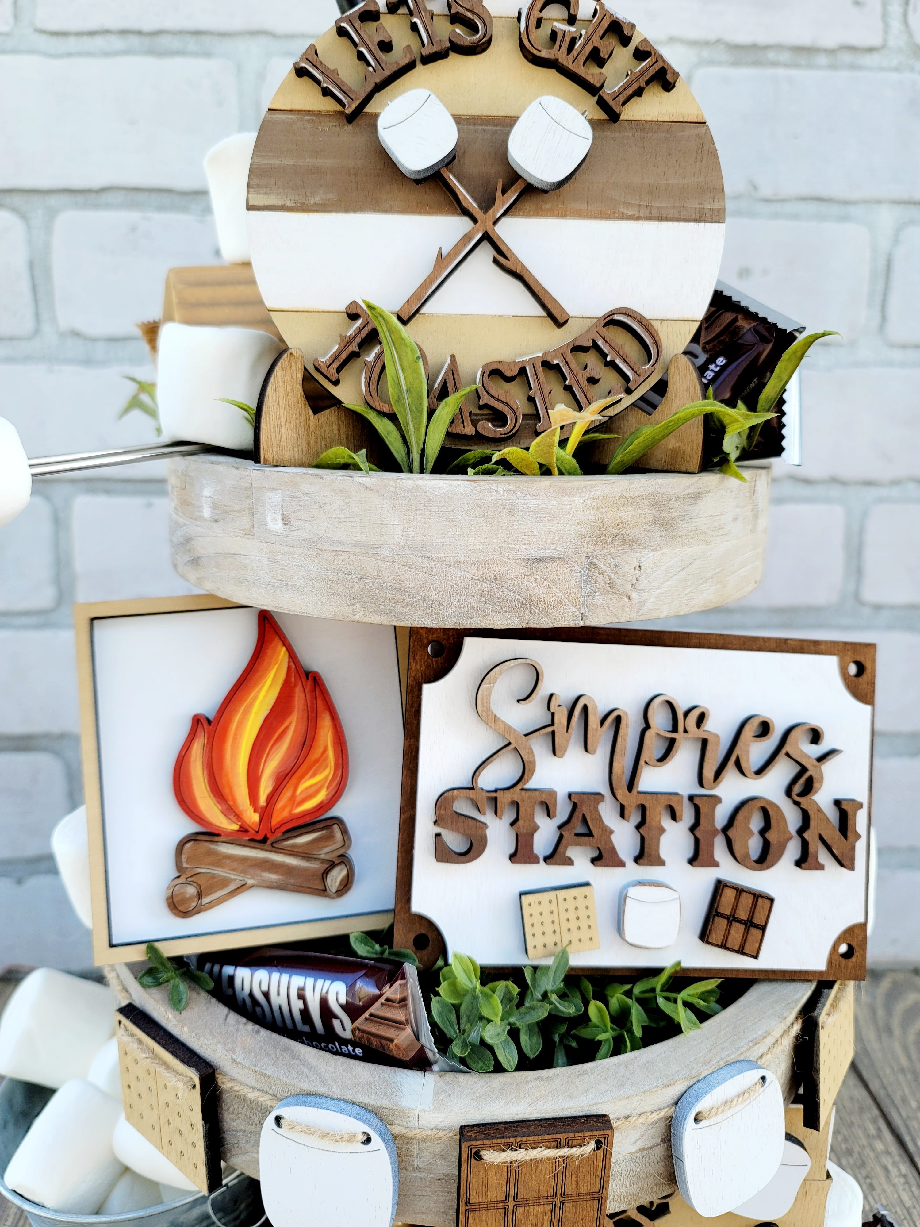 Set of store 3 S’mores decorations