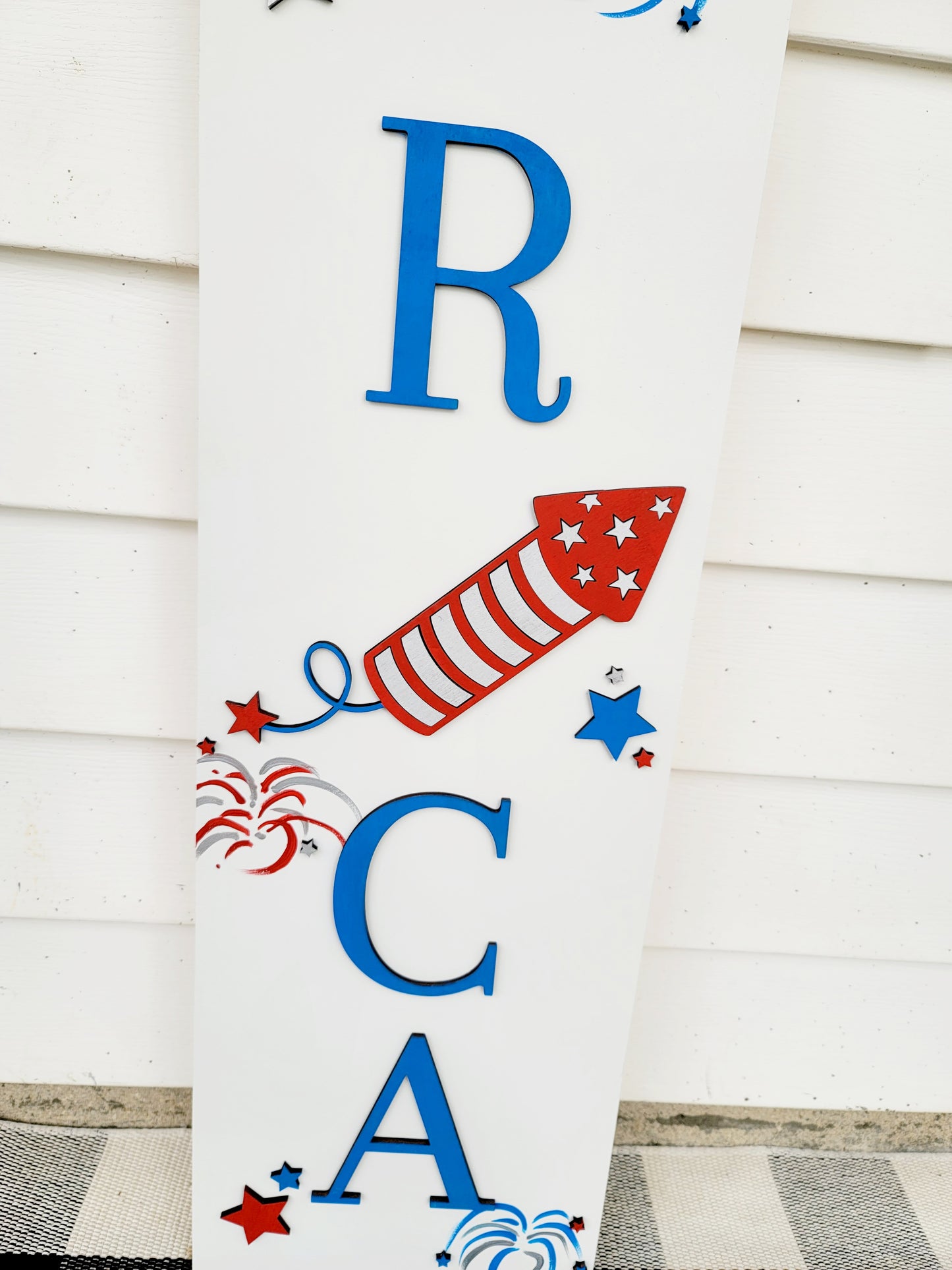 Patriotic Porch Leaner