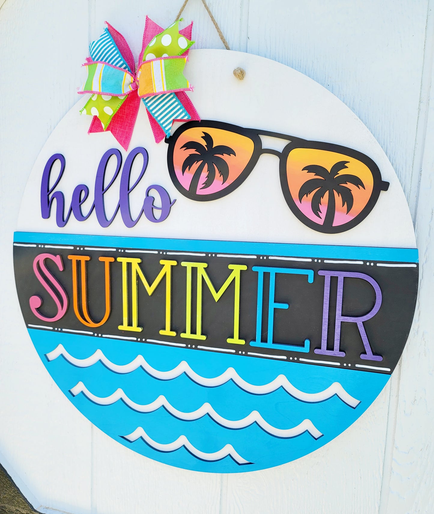 Hello Summer Sunglasses Door Hanger