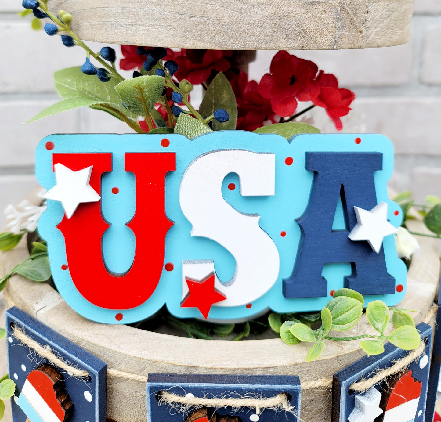 Land of Liberty Tiered Tray Set