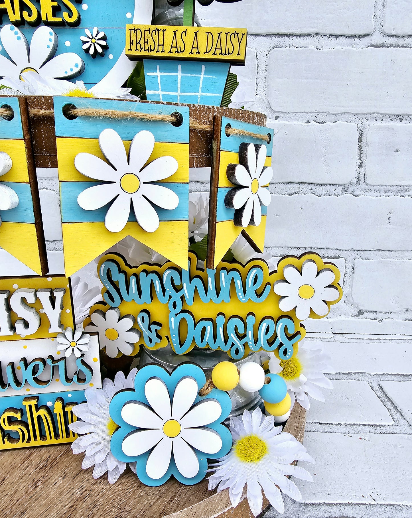 Daisy Tiered Tray Set