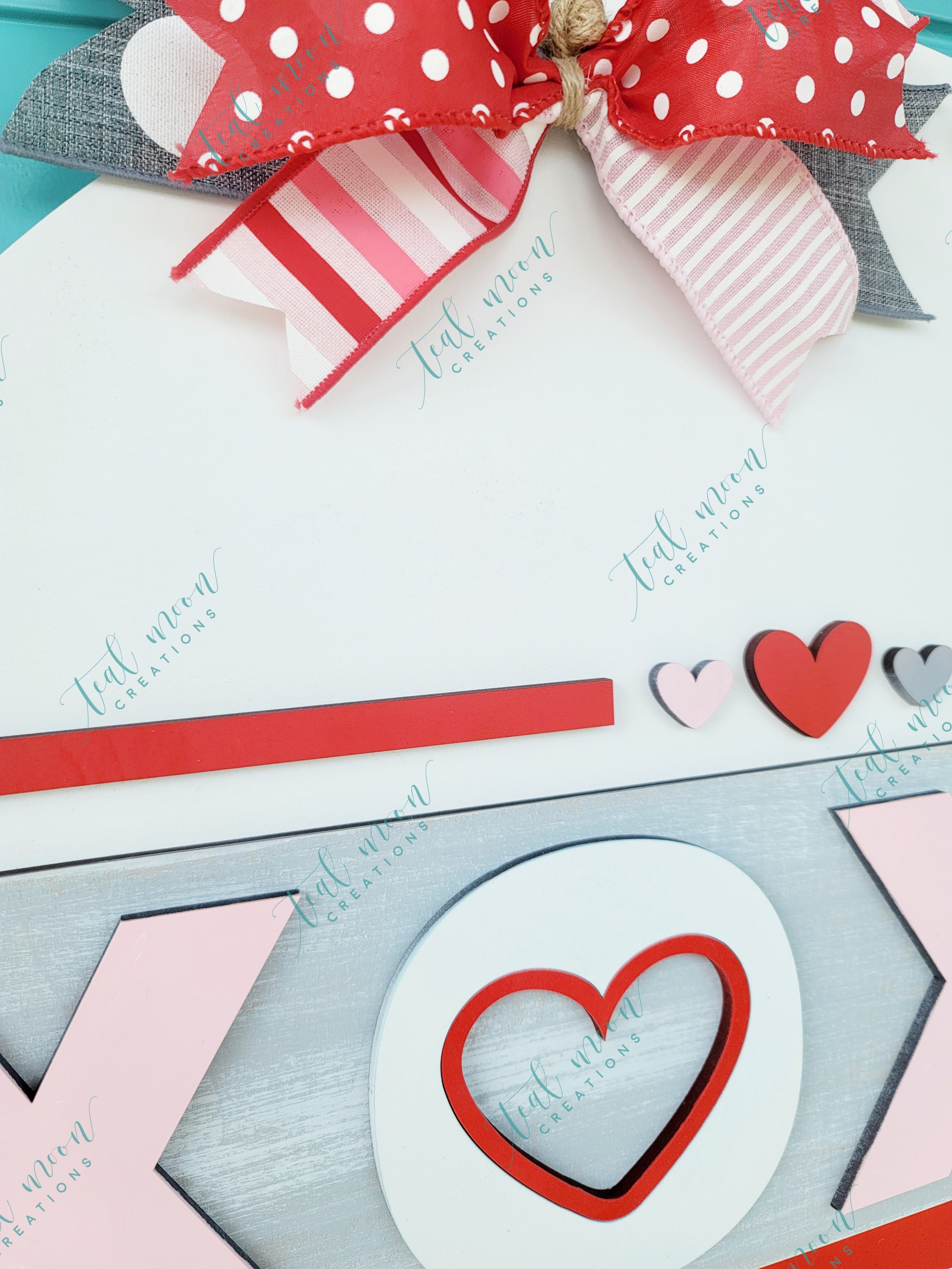 XOXO Valentine Door Hanger – Teal Moon Creations