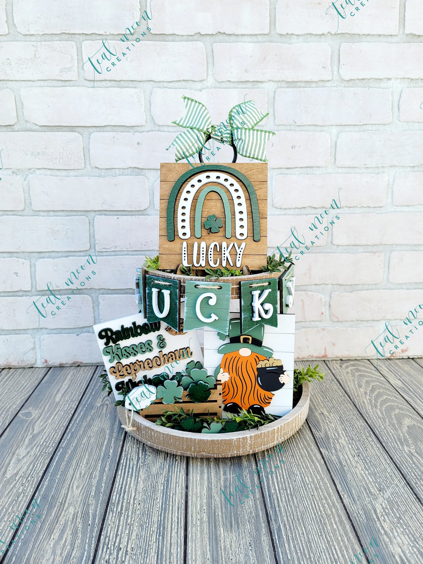 Leprechaun Tiered Tray Set