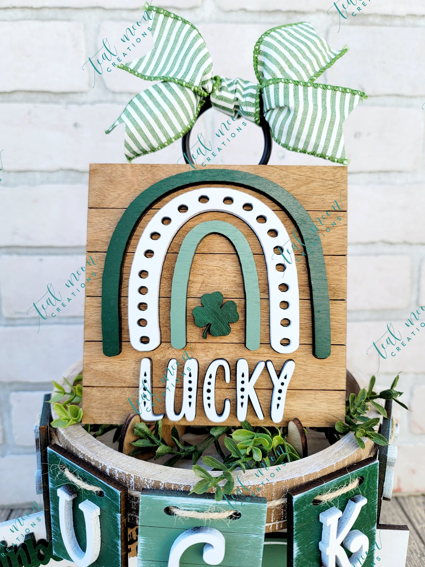 Leprechaun Tiered Tray Set