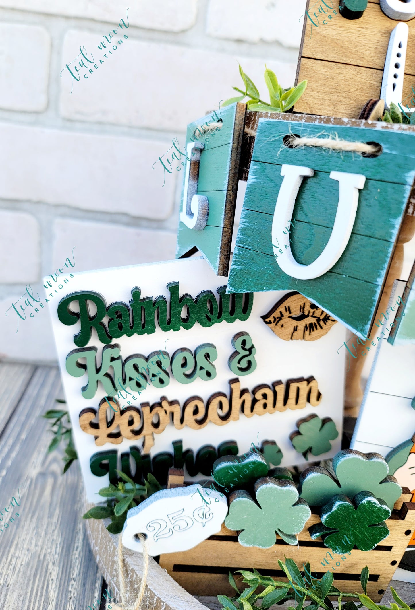 Leprechaun Tiered Tray Set